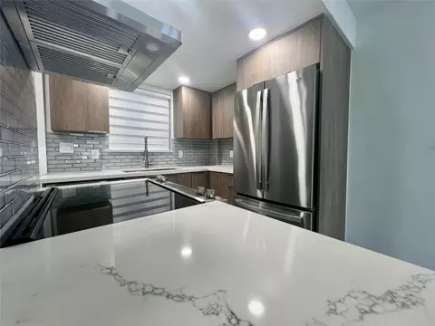 1777 SE 15th #101, Fort Lauderdale, FL 33316
