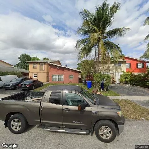 7955 SW 6th Ct, North Lauderdale, FL 33068