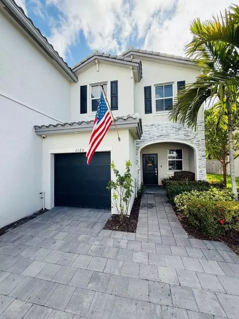 1125 SE 27th, Homestead, FL 33035