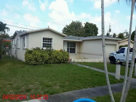 3921 NW 35th Ter, Lauderdale Lakes, FL 33309