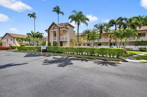 7425 N Devon #107, Tamarac, FL 33321