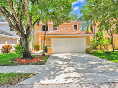 15037 SW 50th Ct, Davie, FL 33331
