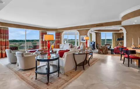 20320 Fairway Oaks Dr #372, Boca Raton, FL 33434