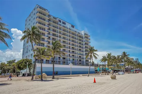 400 N Surf Rd #703, Hollywood, FL 33019