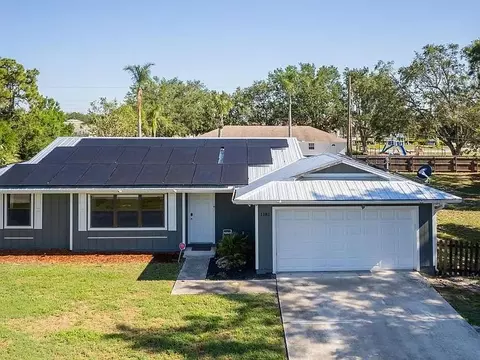 1181 SW Goodman Ave, Port Saint Lucie, FL 34953