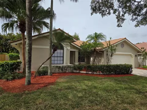 1624 Newport, Weston, FL 33326