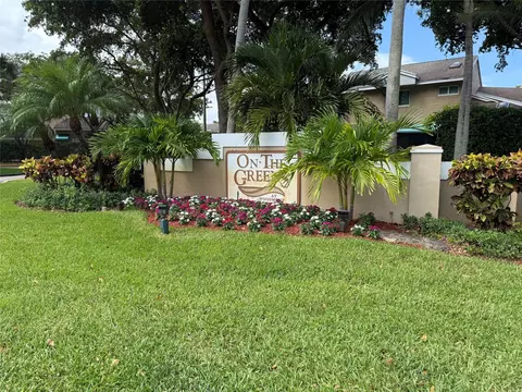 7081 Woodmont Way, Tamarac, FL 33321