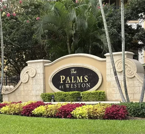16101 Emerald Estates Dr #449, Weston, FL 33331