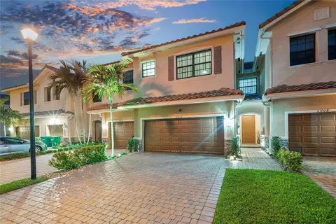 5612 NW 58th, Tamarac, FL 33319