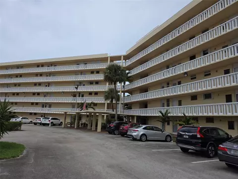 2980 Point East Dr #D 107, Aventura, FL 33160