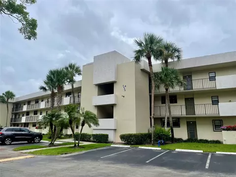 2450 Deer Creek Country Club Blvd #206-B, Deerfield Beach, FL 33442