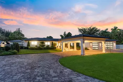 13211 Mustang Trl, Southwest Ranches, FL 33330
