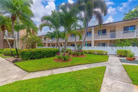 7447 Devon #7447, Tamarac, FL 33321
