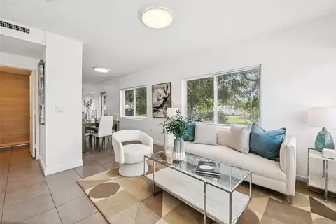 2206 Simms, Hollywood, FL 33020