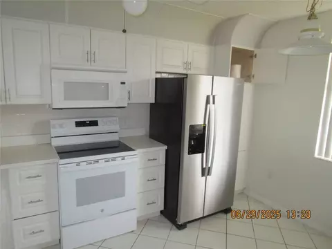 10160 NW 24th #107, Sunrise, FL 33322