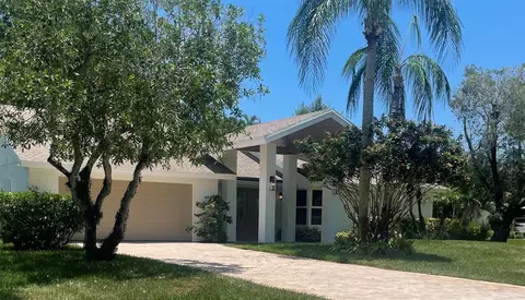 6319 Brandon St, West Palm Beach, FL 33418