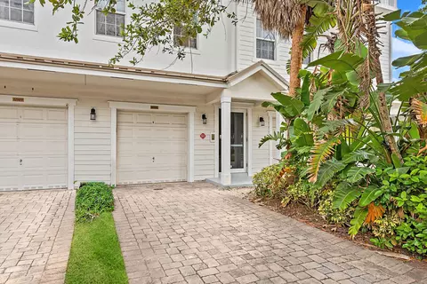 6951 Lakeside Cir N #216-2, Davie, FL 33314