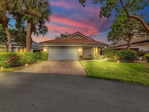1878 NW 93rd, Plantation, FL 33322