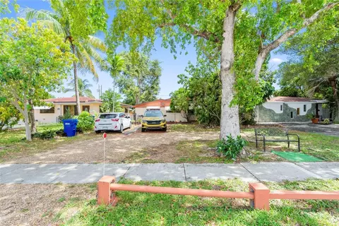 1571 NE 179th, North Miami Beach, FL 33162