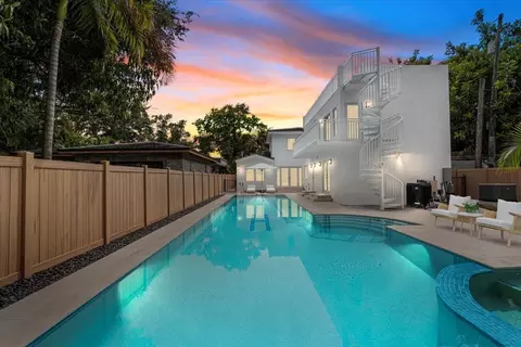 257 SW 32nd, Miami, FL 33129