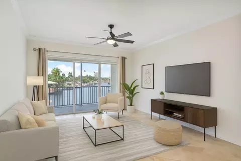 2201 SE 9th #206, Pompano Beach, FL 33062