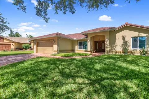 5392 SW 11th, Plantation, FL 33317