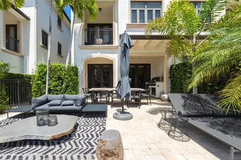 101 Isle Of Venice #101, Fort Lauderdale, FL 33301