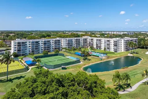 9923 S Hollybrook Lk #105, Pembroke Pines, FL 33025