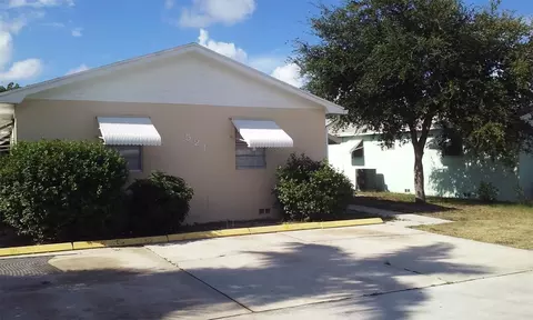 521 W Perry, Lantana, FL 33462