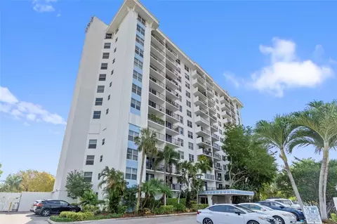 1800 N Andrews Ave #8C, Fort Lauderdale, FL 33311