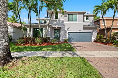 4440 E Seneca Ave, Weston, FL 33332