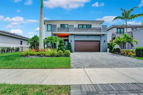 10800 Windward, Parkland, FL 33076