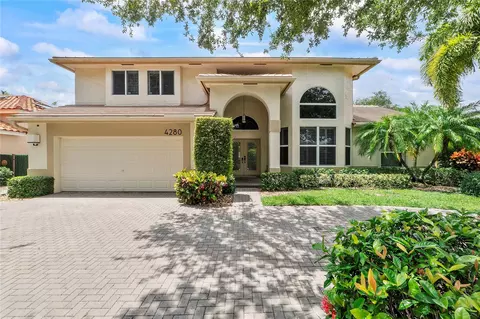 4280 NW 53rd Ct, Coconut Creek, FL 33073