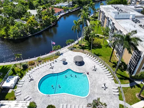 3050 NE 16th #706, Oakland Park, FL 33334