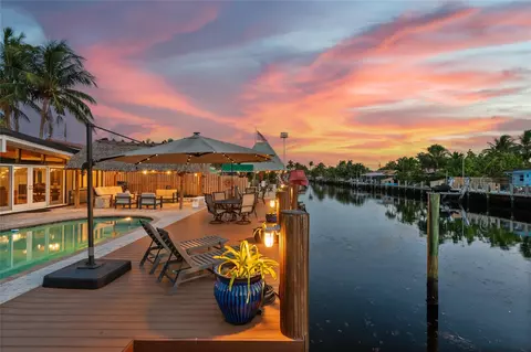 2309 NE 20th Ave, Wilton Manors, FL 33305