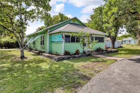 803 NE 3rd Ave, Pompano Beach, FL 33060