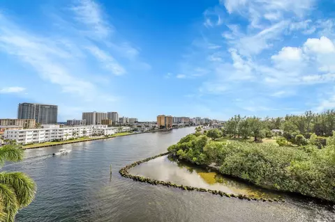2880 NE 14th Street Cswy #608, Pompano Beach, FL 33062