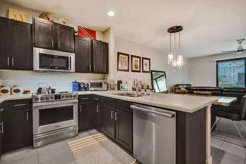 4228 N Dixie #103, Oakland Park, FL 33334