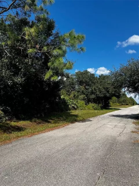1221 Hamilton Ave, Lehigh Acres, FL 33972