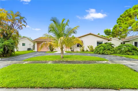 4531 NW 84th, Lauderhill, FL 33351