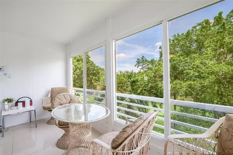 4321 NW 16th #301-C, Fort Lauderdale, FL 33313