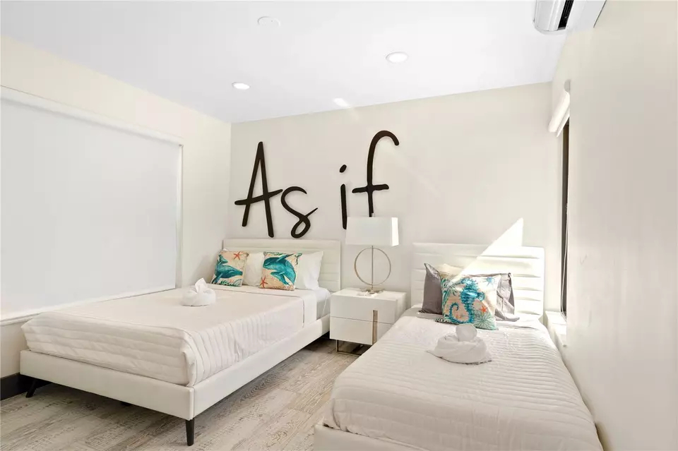 Bedroom - 3304 NE 15th Ct, Fort Lauderdale, FL 33304 photo 1 of 2