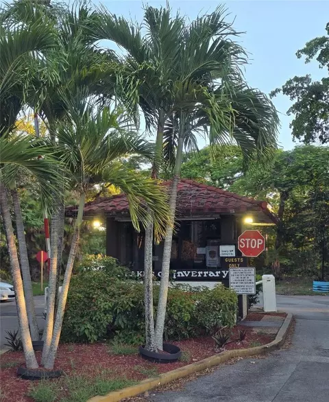 3280 Spanish Moss Ter #307, Lauderhill, FL 33319