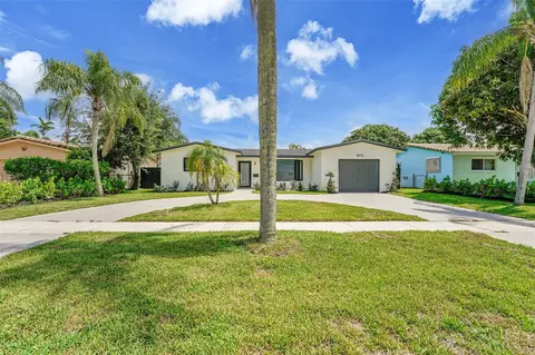 5512 Cleveland St, Hollywood, FL 33021