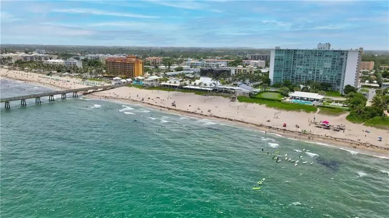 View/Area - 333 NE 21st Ave #318, Deerfield Beach, FL 33441 photo 6 of 10