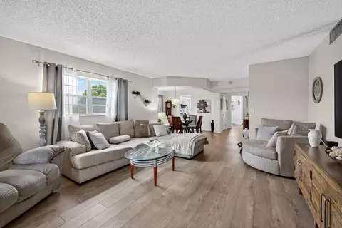 1603 Abaco Dr #M4, Coconut Creek, FL 33066