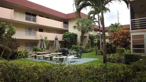 3071 NW 47th Ter #129, Lauderdale Lakes, FL 33313