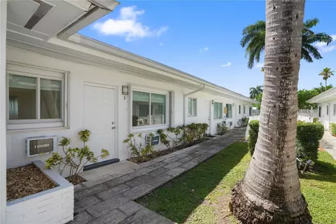 932 Moffett #5, Hallandale Beach, FL 33009