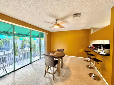 1419 NW 126th Ln, Sunrise, FL 33323