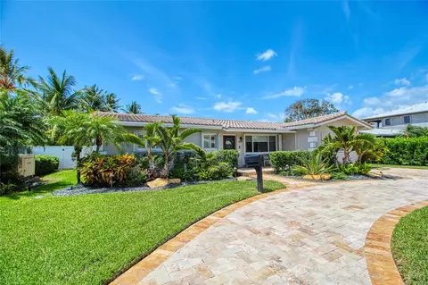 2080 NE 26th St, Lighthouse Point, FL 33064
